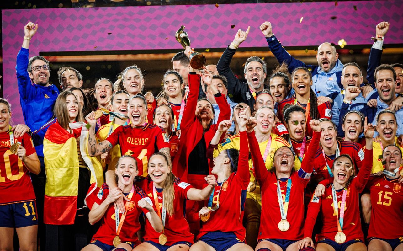 西班牙 欧洲杯夺冠