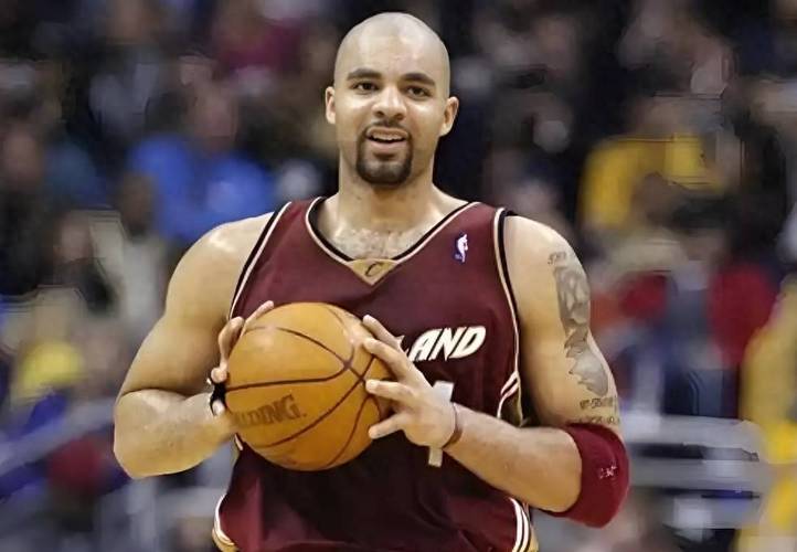 卡洛斯布泽尔个人资料