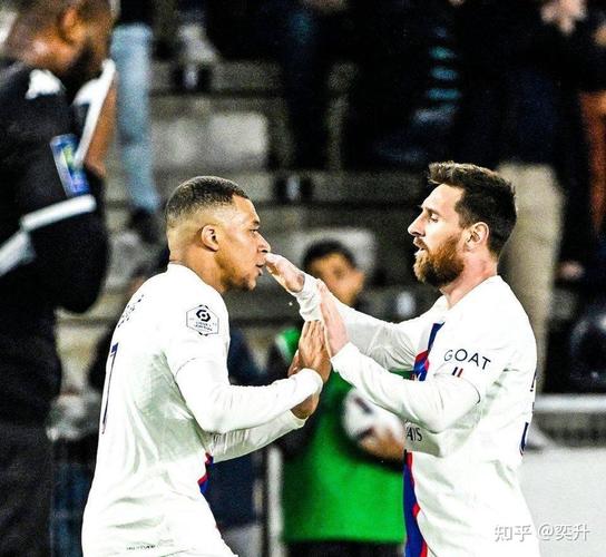 姆巴佩赛后采访说梅西