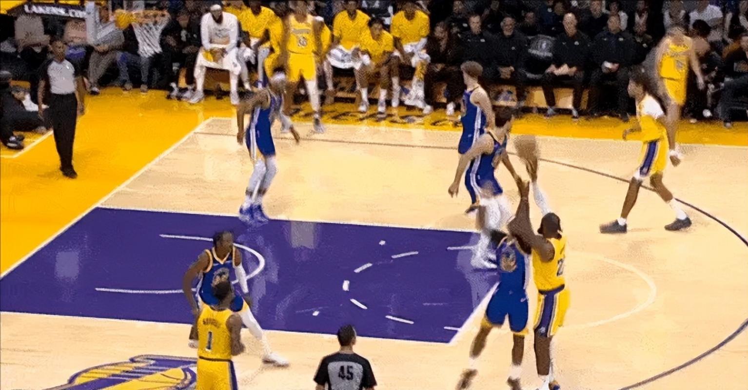 nba季前赛湖人vs勇士回放