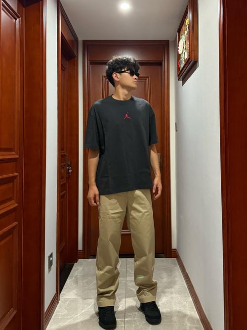 为什么nba球衣是aj