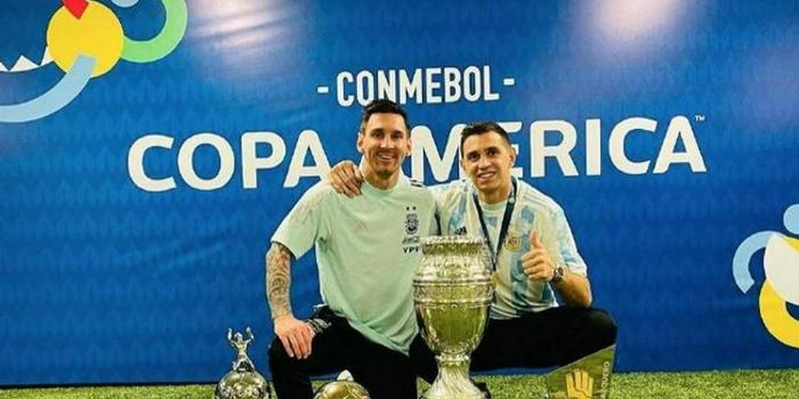 马丁内斯谈梅西