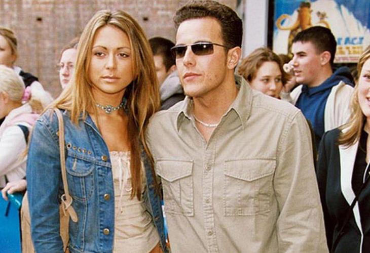 特里友妻门女主角