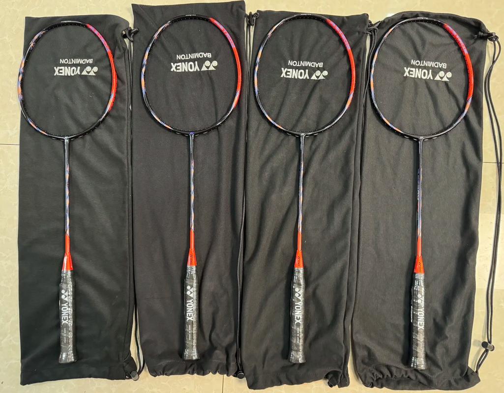 yy羽毛球拍jp版的标志