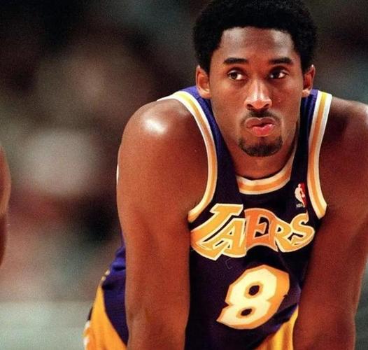 科比15岁时多高