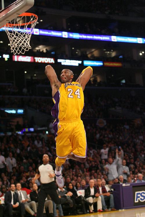 科比扣篮精彩瞬间