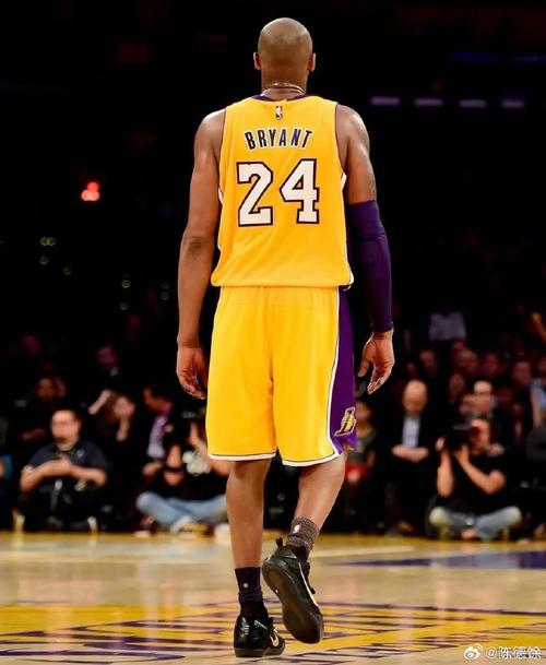 科比退役到现在多久了