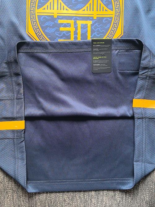 nba球衣青年版xl大小