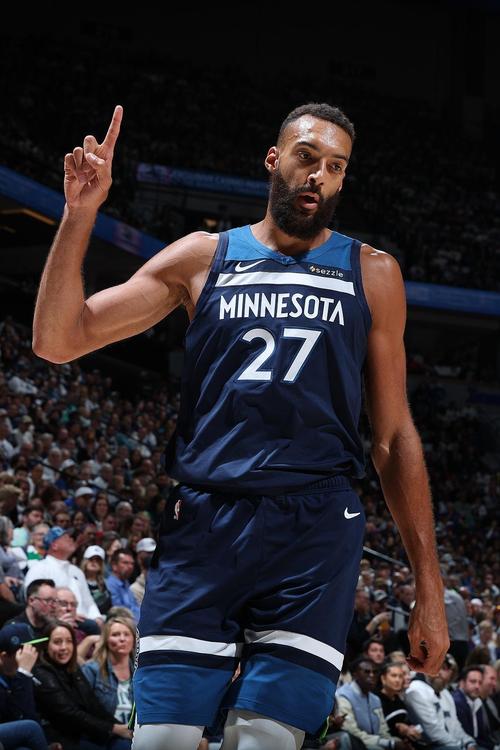 戈贝尔怎么去森林狼了呢