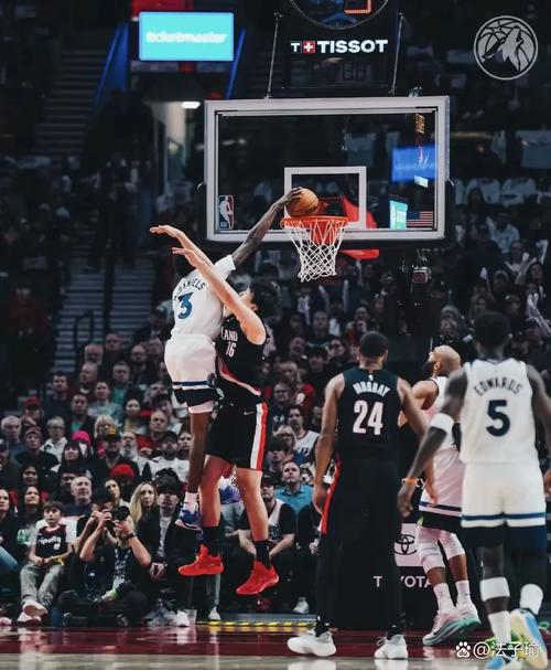 开拓者10号球员