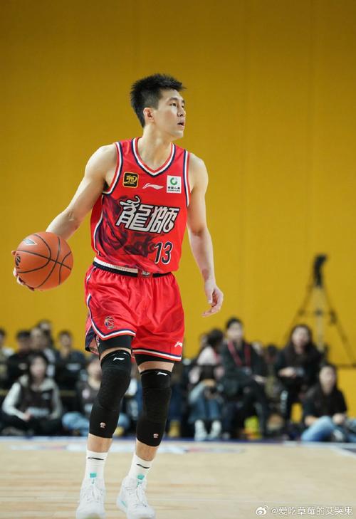 郭艾伦这几场比赛为什么没打