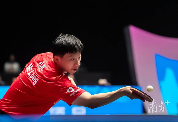 马龙多久开始打乒乓球
