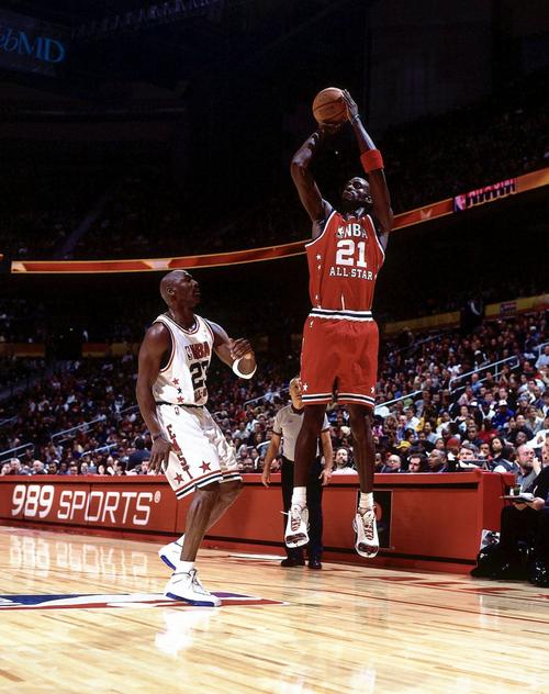 篮球人物加内特