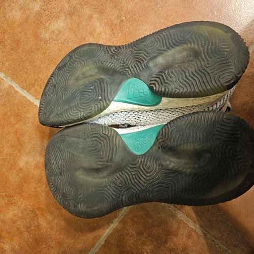 维金斯大三角球鞋测评