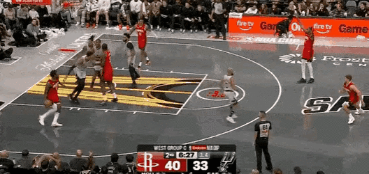 火箭vs小牛季后赛第三场比分