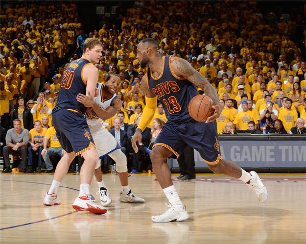 詹姆斯喜欢挡拆