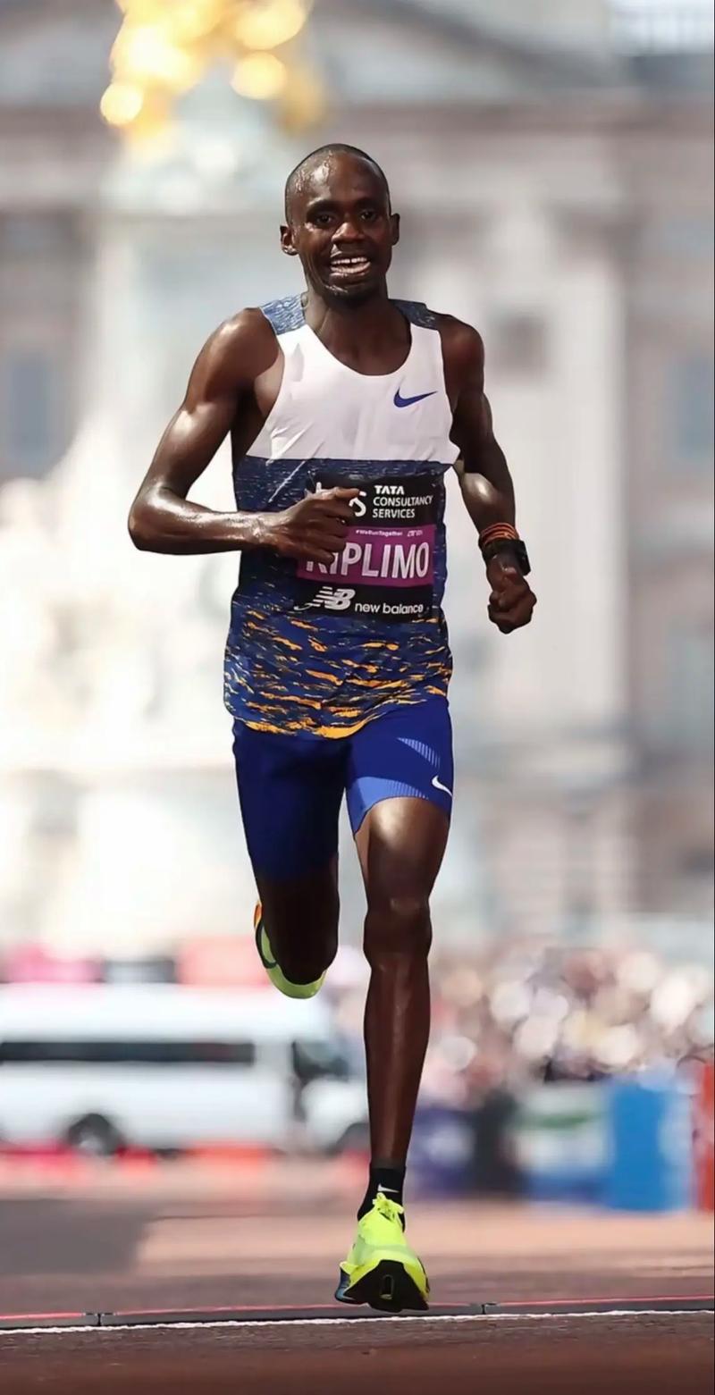 世界杯远射纪录保持者是谁?