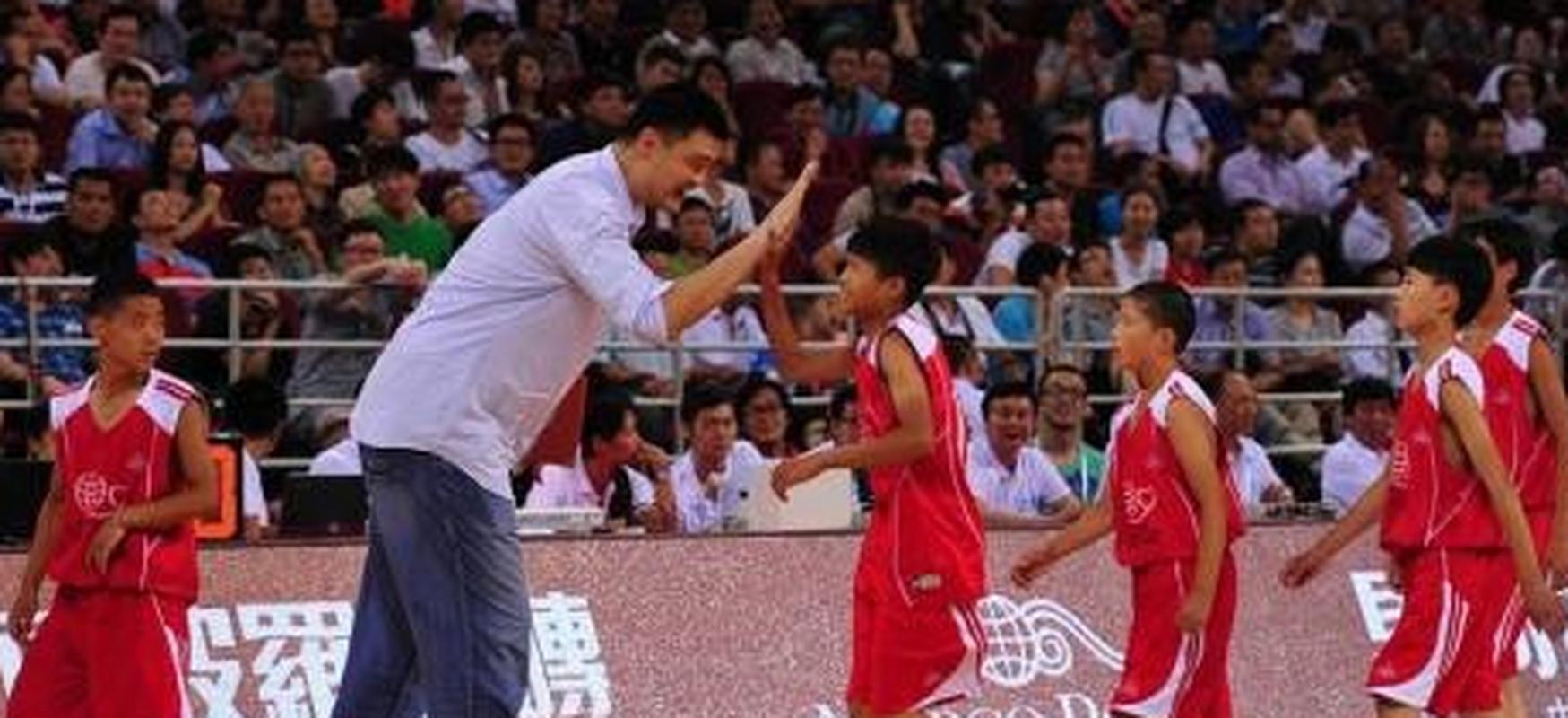 2008年汶川地震nba球员捐款