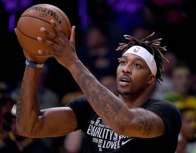 维特斯离开湖人了吗