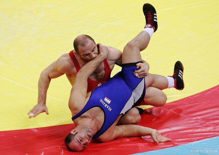 美国最残忍的摔跤比赛是哪一年