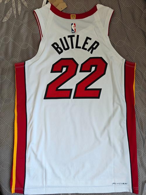 吉米巴特勒热火城市球衣