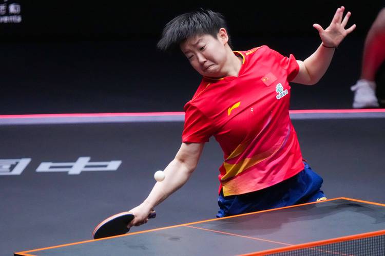 12年乒乓球女单前三