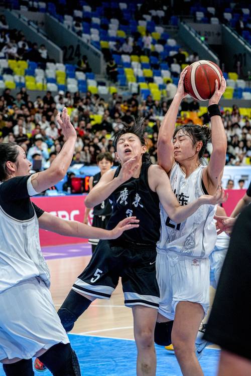 广东对山东篮球比分多少