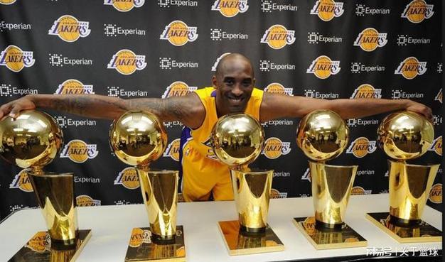 科比的mvp是哪一年