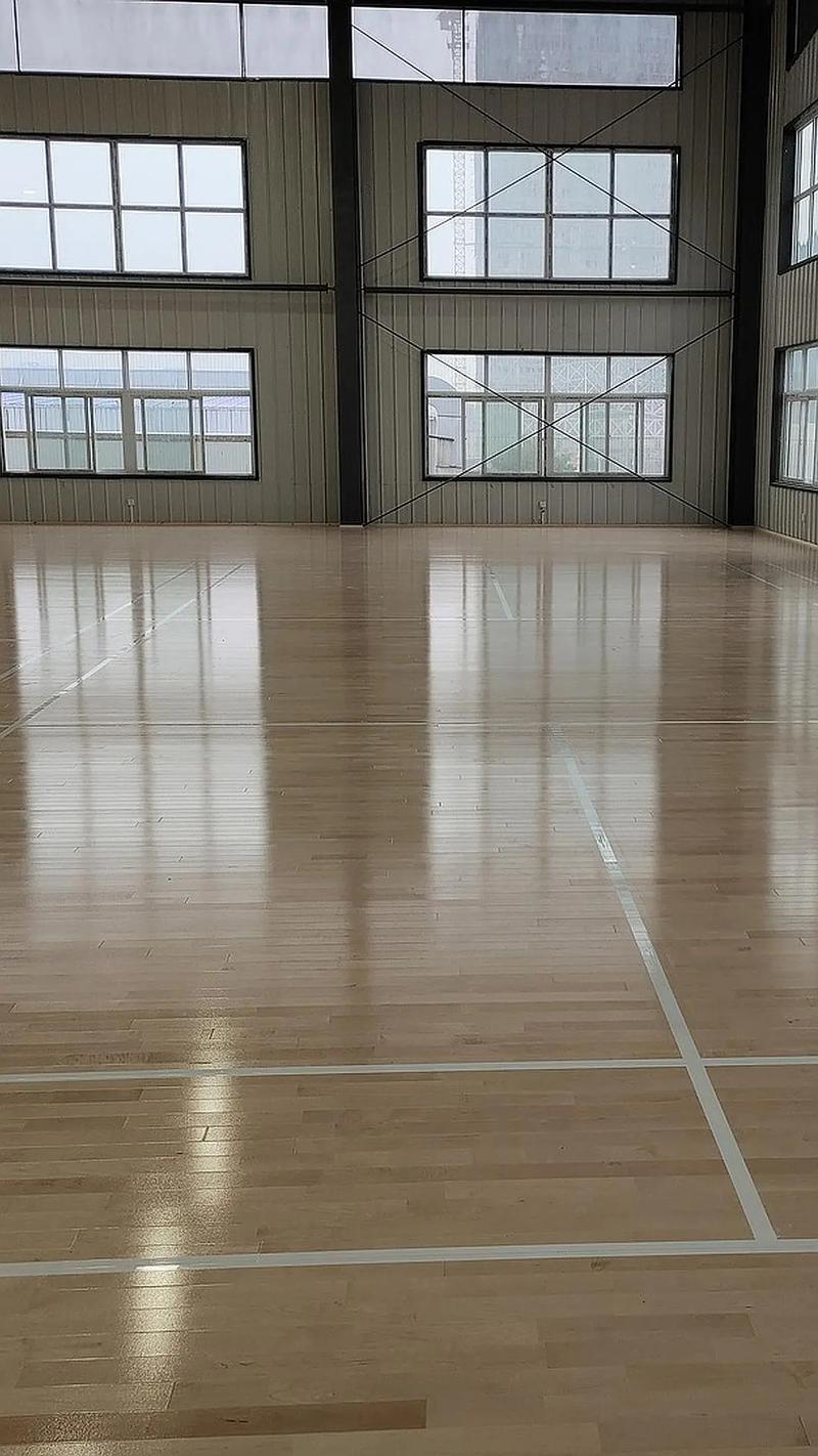 篮球馆木地板厂家报价多少
