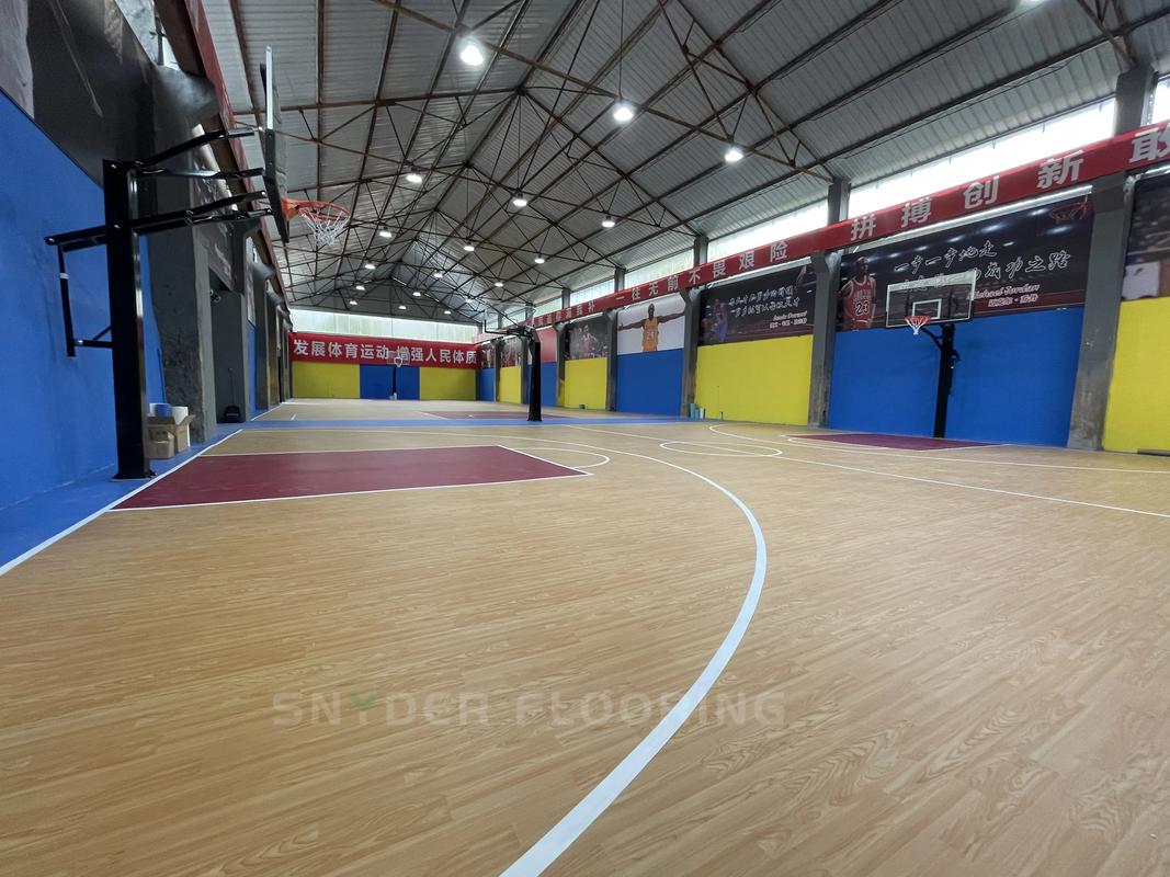 篮球场地为什么不用地胶